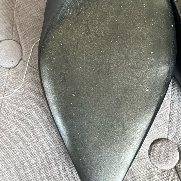 Valentino Black Heels with Pointed Toe and Slingback Straps - Picture 3 of 3